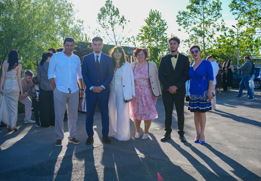 20250531-lmk-high-school-prom-PIC06092