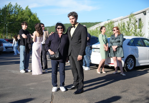 20250531-lmk-high-school-prom-PIC06126